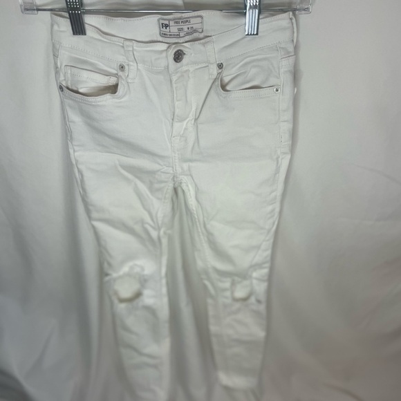 FREE PEOPLE Womens Size 25 White Jeans Skinny Leg distressed - Picture 5 of 13